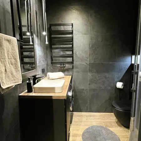 Nero Apartment *